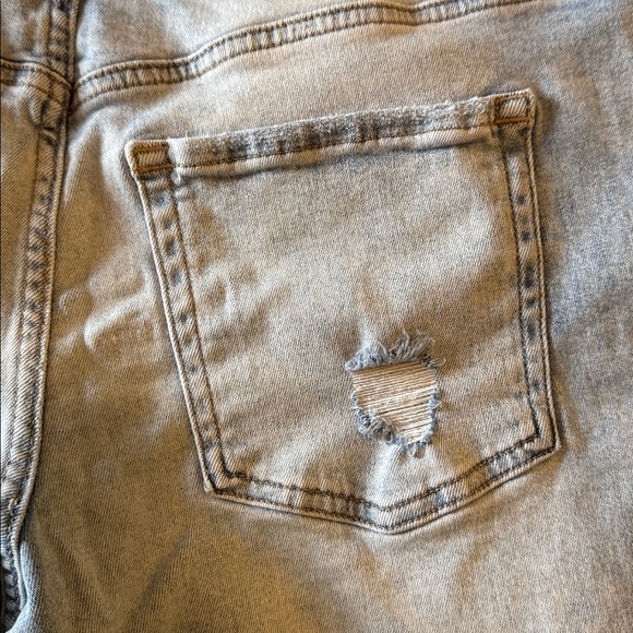 m jeans by maurices Jeans Slim Straight Ankle Mid Rise Distressed Size 16W - Picture 14 of 15